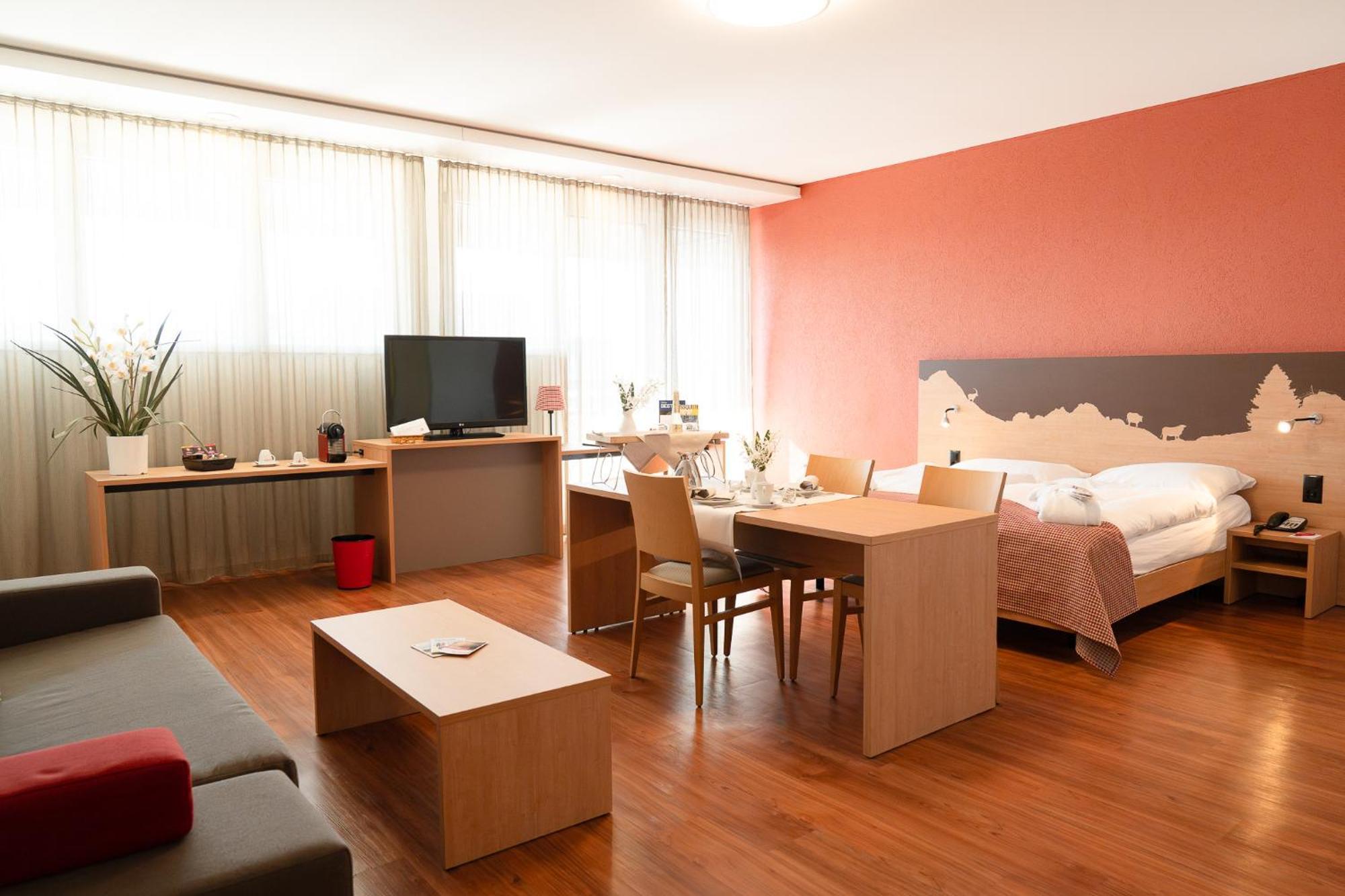 Swissever Hotel Zug Steinhausen Camera foto