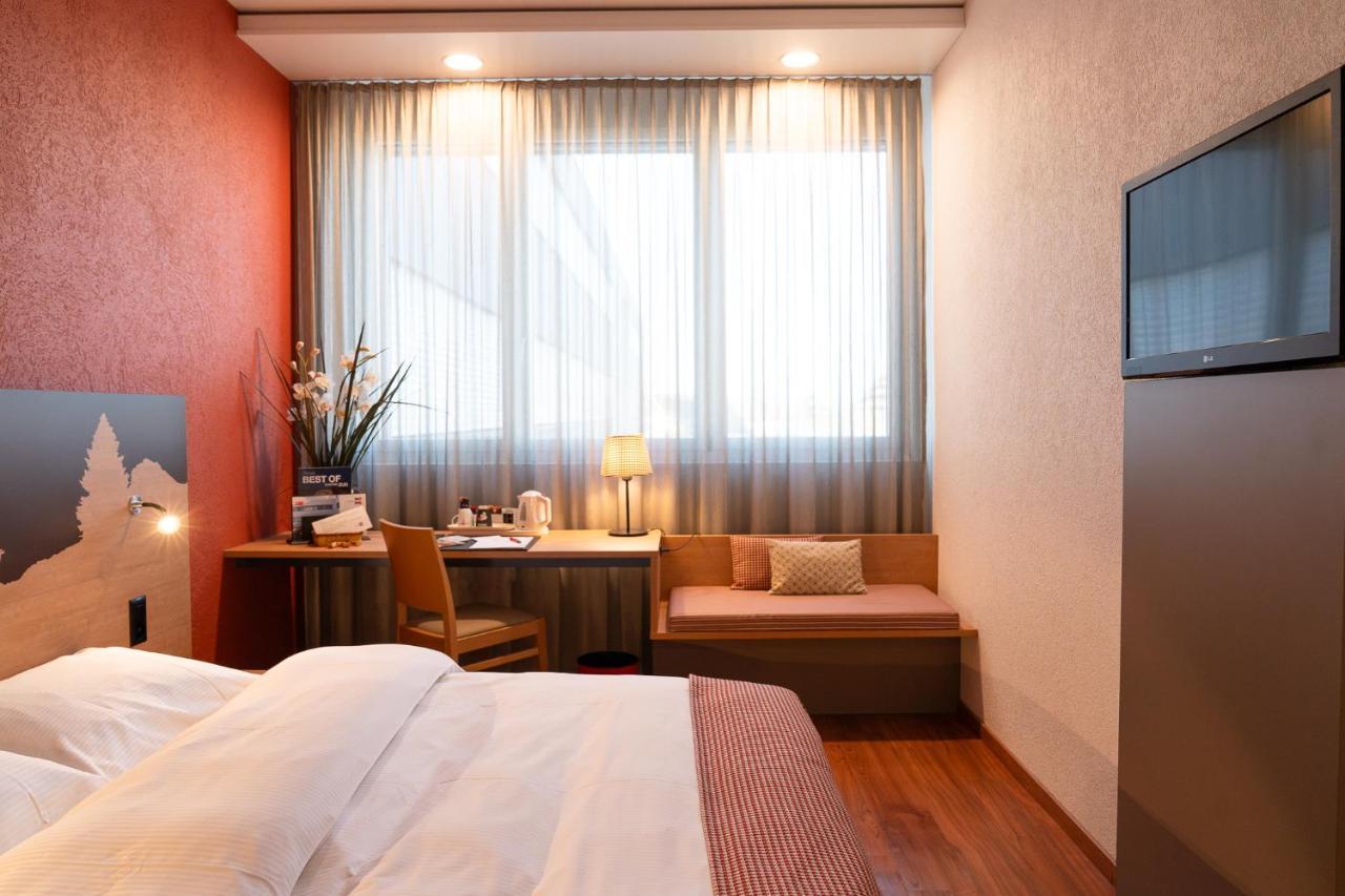 Swissever Hotel Zug Steinhausen Esterno foto