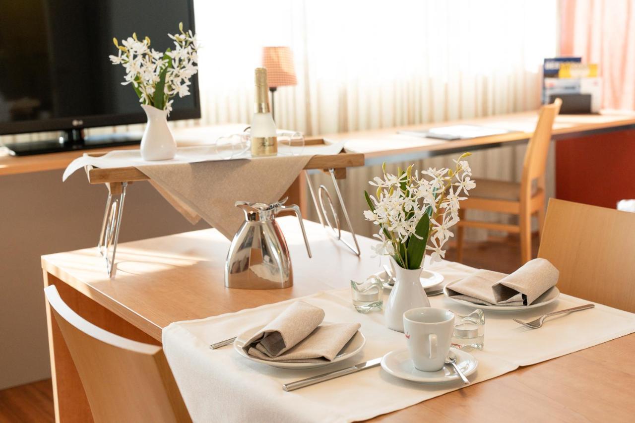 Swissever Hotel Zug Steinhausen Esterno foto